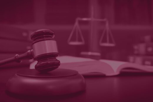 Justice payante : Du timbre à 50 € à la médiation obligatoire — le coût d’accès à la justice redessiné